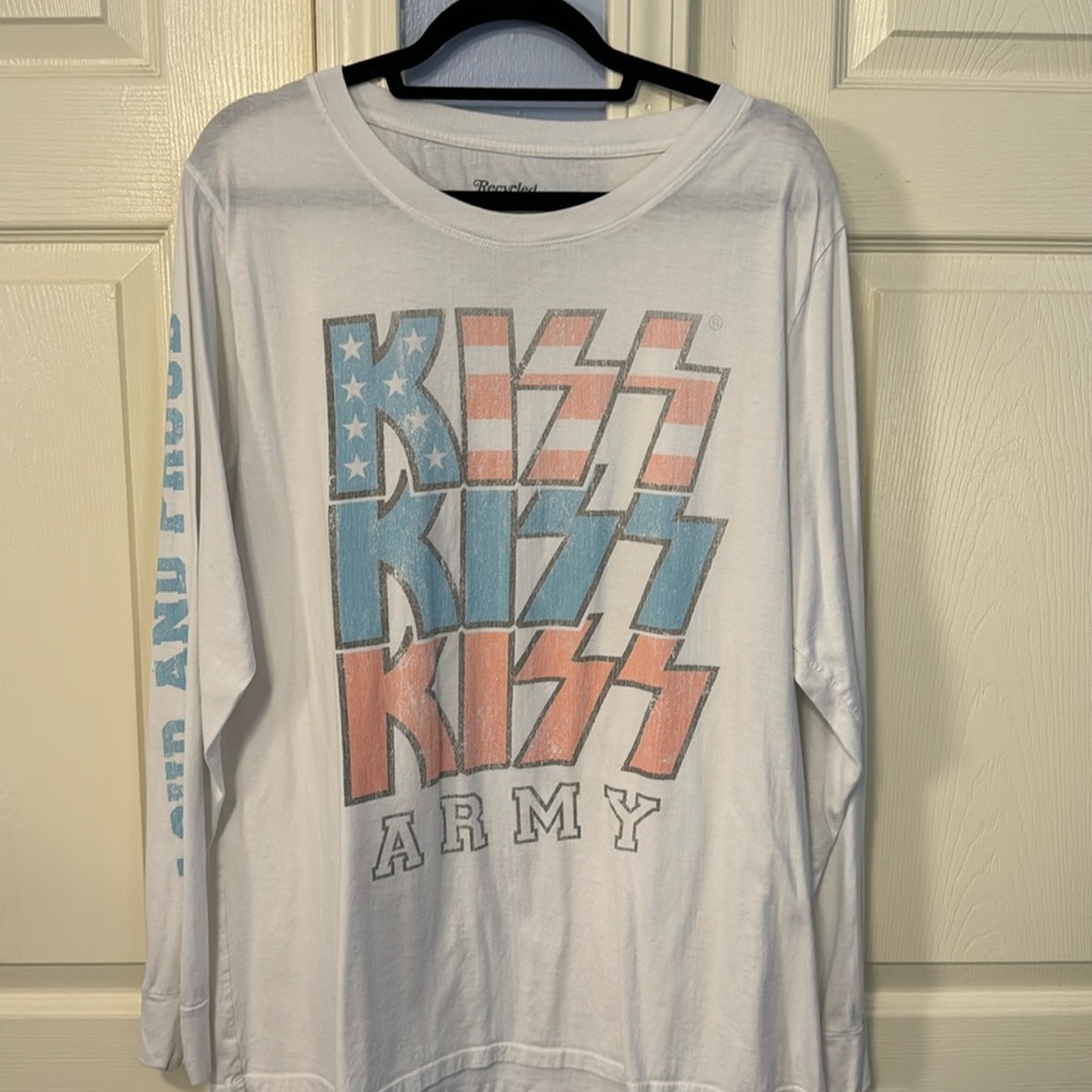 Recycled Karma KISS long sleeve tee